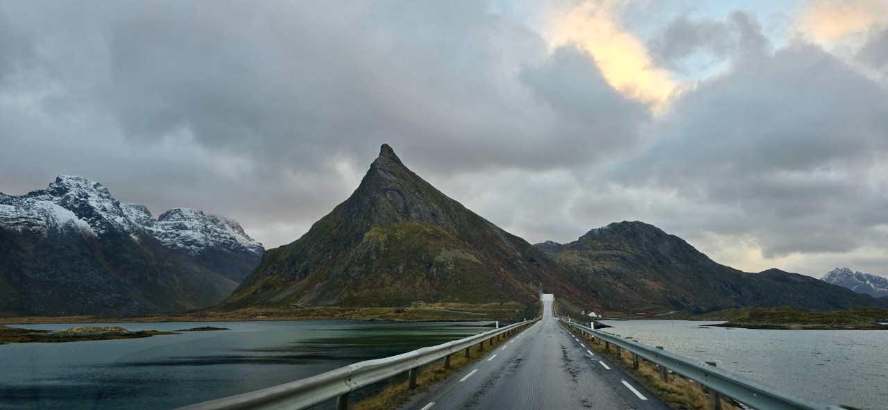 Day 30 – Rain to&nbsp;Reine